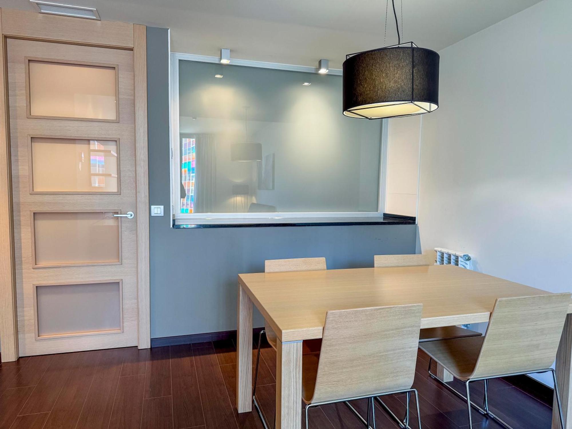Hotel Jardines De Uleta Suites Vitoria-Gasteiz Ngoại thất bức ảnh