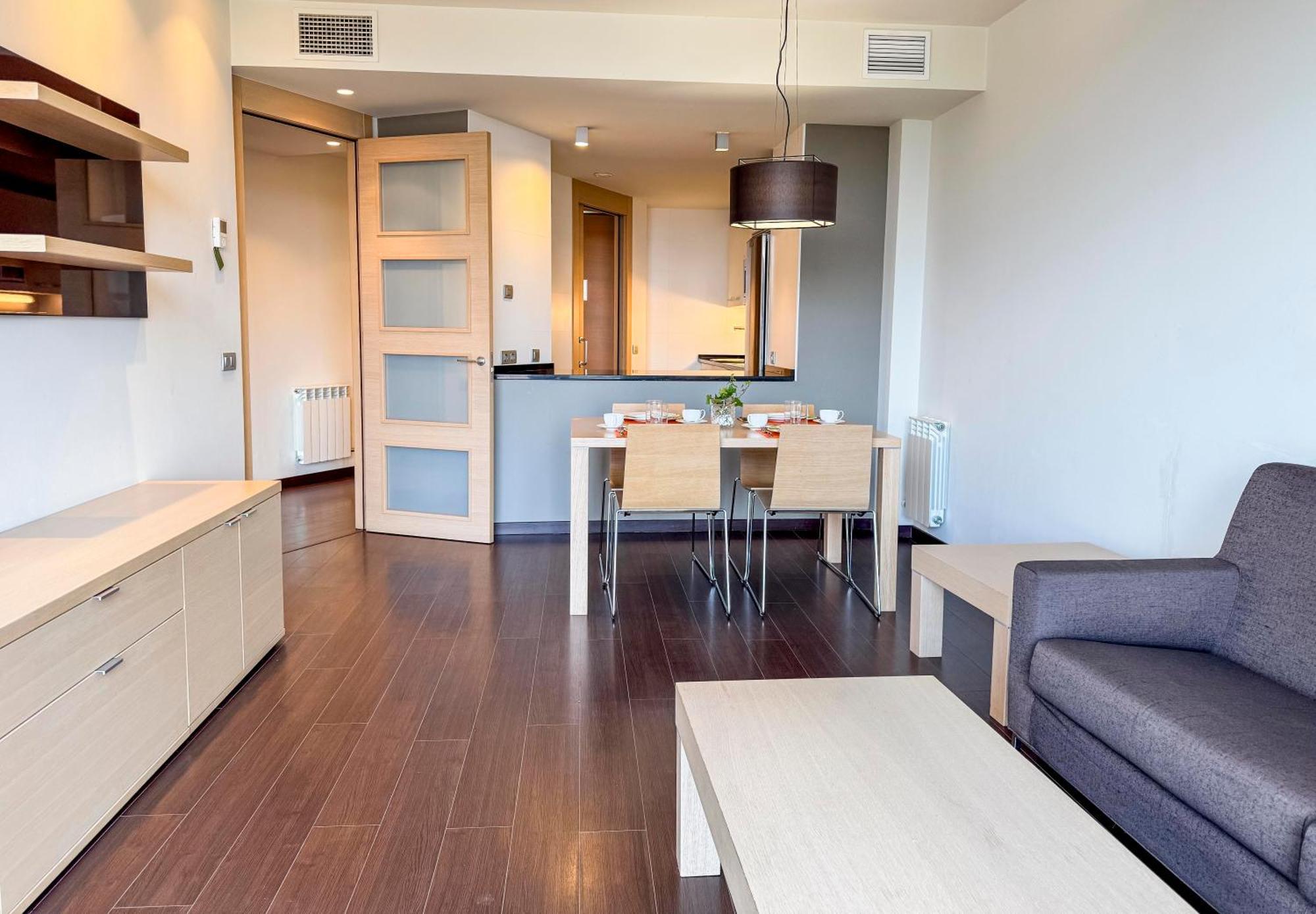 Hotel Jardines De Uleta Suites Vitoria-Gasteiz Ngoại thất bức ảnh