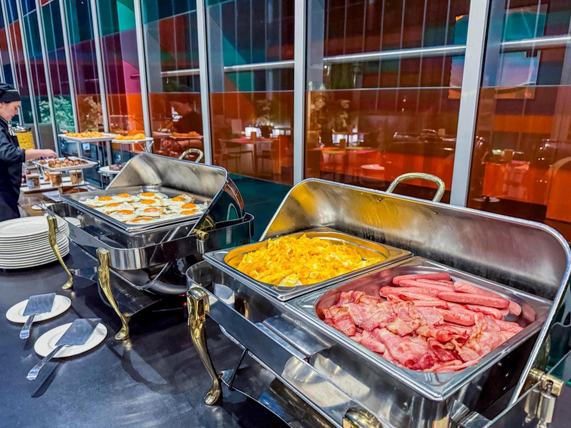 Hotel Jardines De Uleta Suites Vitoria-Gasteiz Ngoại thất bức ảnh
